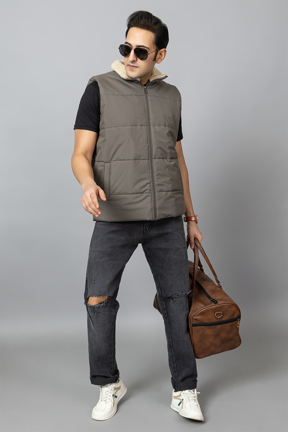 Mens sleeveless jacket – Grey Colour